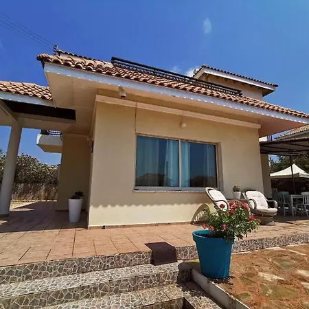 Villa Sea Caves Paphos